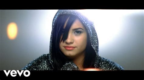 Demi Lovato Heart Attack Tekst - Demi Lovato Remember December Karaoke - Demi Lovato Songs Age