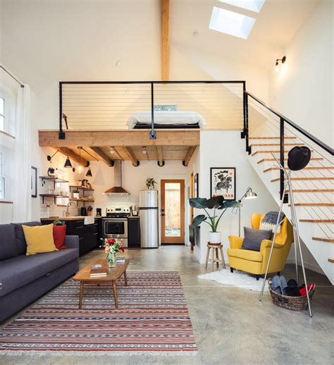 A New Cottage Takes The Place Of An Old Garage Photos Tiny House
