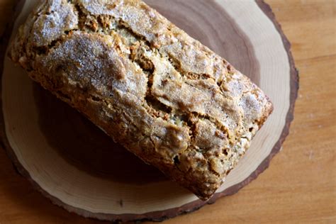 This one is sure to be a fall favorite! Pineapple Coconut Vegan Banana Bread | www.joythebaker.com ...
