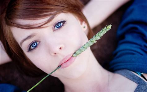 X Redhead Lying Down Looking At Viewer Women Blue Eyes Face