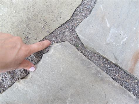 Thinking of laying a patio on sand? The 12-hour DIY Flagstone Patio | merrypad