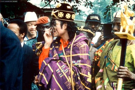 Michael Jackson Crowned Prince Of Anyi People Cote Divoire 1992 Enmichaeljacksonro