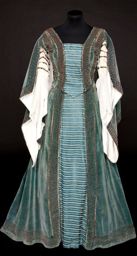 Fantasy And Medieval Wonderfull Fashion Mideval Dress Historical