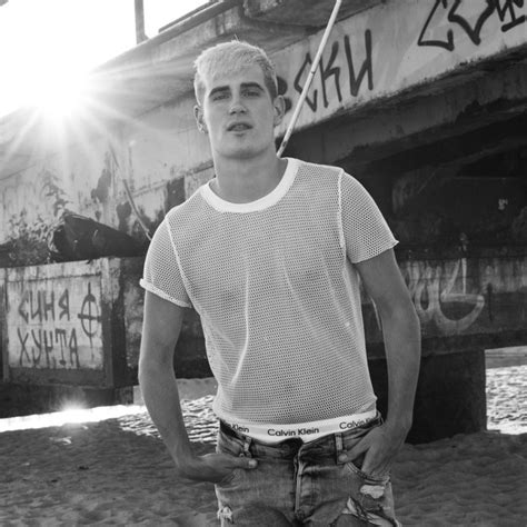 Complete kiel tutin 2017 biography. Kiel Tutin - Biên đạo của Black Pink sắp kết hợp cùng JUUN ...