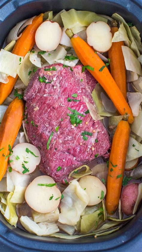 slow cooker corned beef with cabbage [video] sandsm