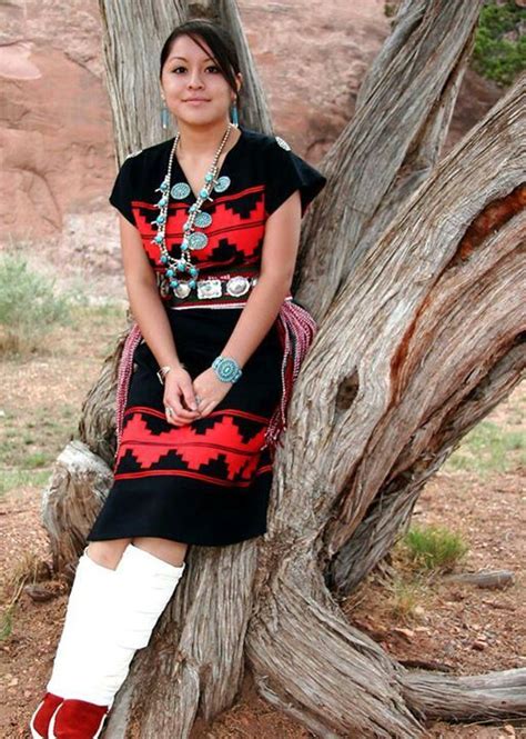Stunning Navajo Women In Traditional Attire