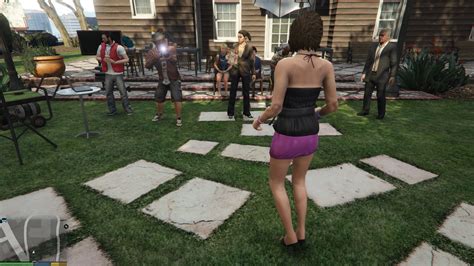 Poppy Mitchell Photoshoot At The Gentry Gta5