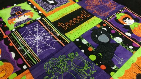 Halloween Quilt 5x5 6x6 7x7 And 8x8 In 2021 Halloween Quilts