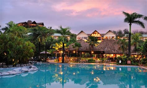 Couples Fiji Vacation With Airfare At Outrigger On The Lagoon In Sigatoka Fj Groupon Getaways