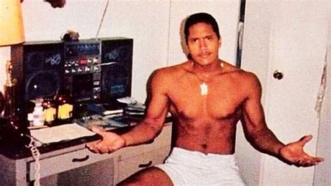 May 26, 2021 · dwayne johnson quält sich im muskelkrieg: 6 Things You Didn't Know About Young Dwayne Johnson! - Page 2