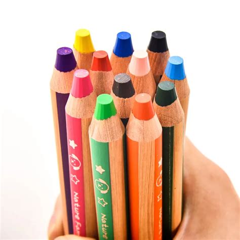 Deli Wooden Colored Pencils 612 Colors Childrens Painting Pencils