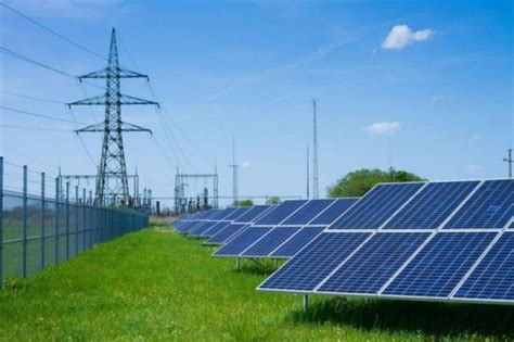 Memanfaatkan Energi Listrik Tenaga Surya Untuk Masa Depan - Kabeje