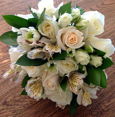 Creamed Toned Bridesmaid Bouquet With Roses Spray Roses Alstromeria