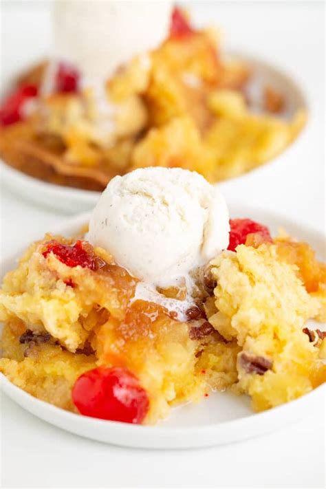 Pineapple Upside Down Dump Cake Cookie Dough And Oven Mitt
