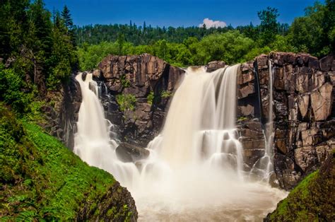 19 Of The Tallest Waterfalls In The Us Will Leave You Breathless