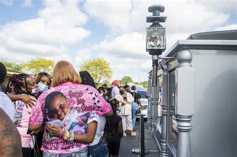 Saginaw community comes together in memory of 10-year-old Na’Mylah