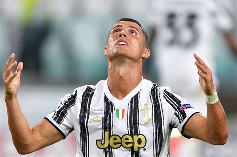 Cristiano ronaldo totally failed 6 games out of 7. Cristiano Ronaldo positivo al covid