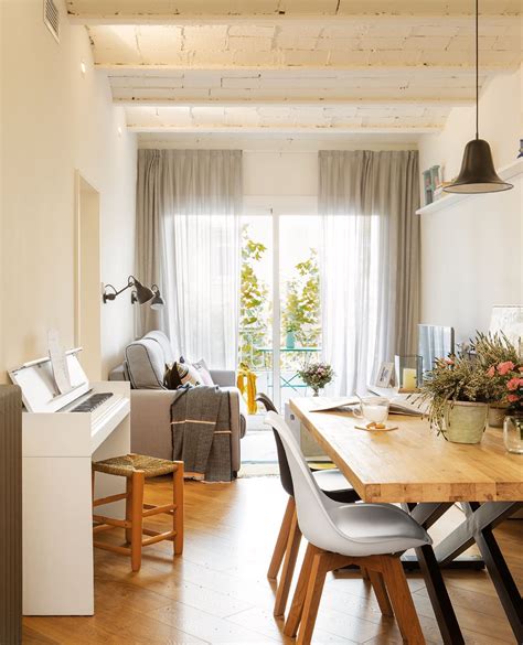 Si te gustan los cactus, hoy os traemos varias ideas de decoración con cactus, para que tu hogar tenga ese toque que tanto te gusta, esperamos que os sirvan de inspiración. ¡Qué techos! | Salones rectangulares, Comedores pequeños y ...