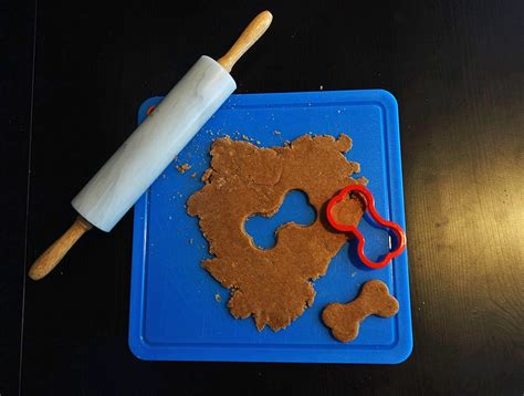 Low calorie homemade dog treats. Homemade Low-Fat Dog Treat Recipe - My Dog's Name
