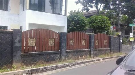 Cari tempat tinggal dijual di sukabumi murah di rumahku. Pemasangan pintu pagar kayu/ woodplank di pasar minggu