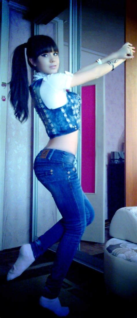 Sweet Butts In Jeans Yoga Pants And Leggings Pic Of