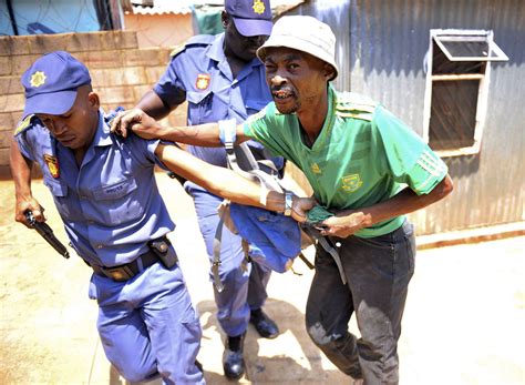 Aerial visuals from jabulani mall in soweto. South Africa: Two journalists mistreated during riots in ...
