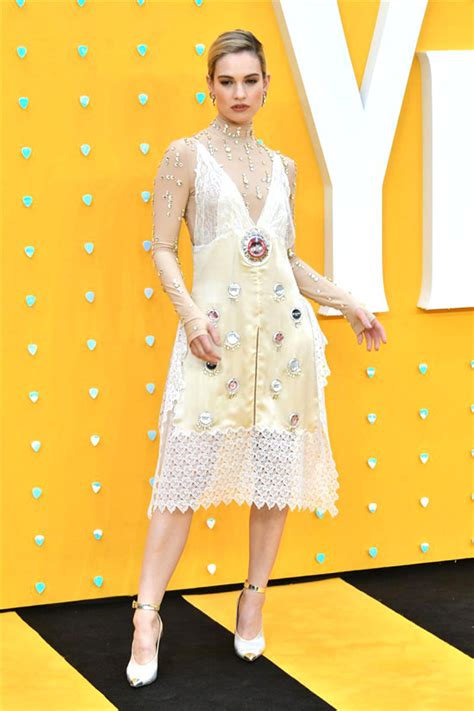 Популярные фотографии lily james в форуме. Lily James in Burberry at the "Yesterday" London Premiere ...