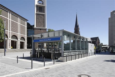 Gelsenkirchen was a village of fewer than 1,000 inhabitants in 1850, but the opening in 1853. Heinrich-König-Platz in Gelsenkirchen - Krampe Schmidt ...