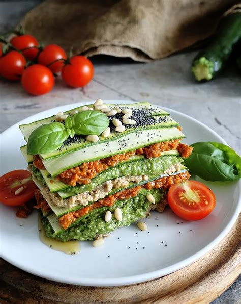 28 Raw Vegan Recipes For All The Nutrients Youre Craving Right Now