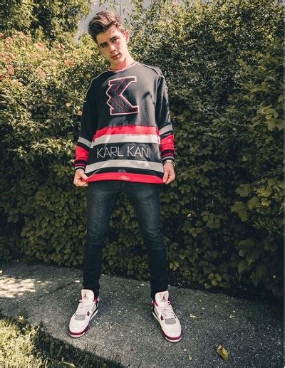 Jun 08, 2021 · starring the likes of jennifer beals and pam grier (jackie brown), the show followed a large cast of lesbian, bisexual, and transgender women as they navigated life, romance, and each other. Hayes Grier: Age, Height, Girlfriend, Net worth, Family ...