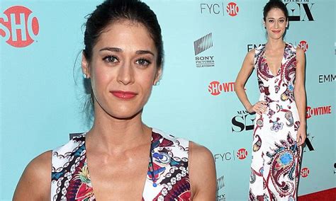 Lizzy Caplan Smolders In Paisley Dress At Sex Screening