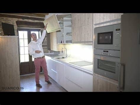 Fulgente europeo moderno negros tiradores de muebles cocina, 10pcs tiradores de muebles cocina manija del cajón gabinete puerta muebles interior arco para armario orificio central de 128mm. Cocina moderna blanca con madera !! En casa rustica!! sin ...