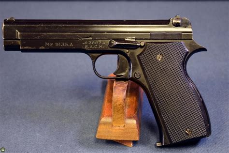 Sold Important 1939 French Mle 1935a Pistolfull Rig12e