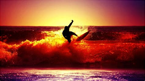 Hawaii Beautiful Red Sunset Beach Surfer Wallpaper