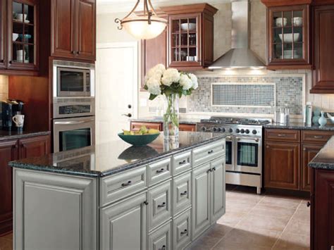 My diamond cabinet reviews guide will prove their worth! Diamond Cabinets - Cabinet Expressions