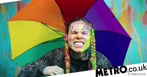 tekashi 6ix9ine wearing lace front wigs after celeb hairstylist convinced him to celebrity