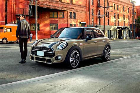 Mini 5 Door Resolute Edition Price List Promos Specs And Gallery