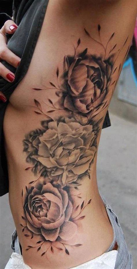 Rib cage tattoos for daring personality. 30+ Feminine Rib Tattoo Ideas for Women that are VERY ...