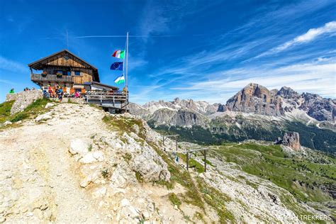 15 Epic Day Hikes In The Dolomites Ranked Earth Trekkers