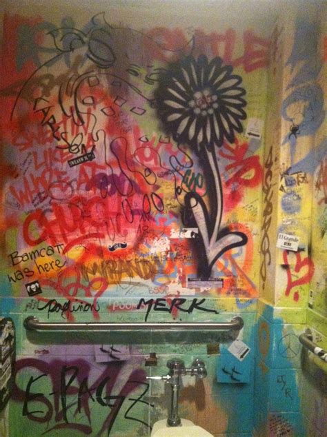 Bathroom Graffiti Tumblr Graffiti Bathroom Graffiti Street Art