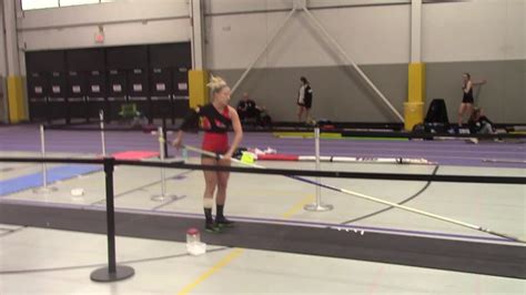 Windy City Pole Vault Summit - Videos - Girls Pole Vault - Megan Gale