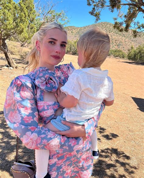 Emma Roberts Calls Out Mom For Revealing Sons Face Without Asking