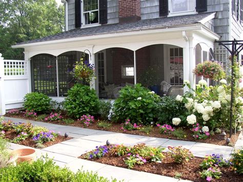 And that has been covered by window screens in screened in front porch can be built in a manner similar to that of pole barns. Charming Porch Traditional design ideas ... | Front porch ...
