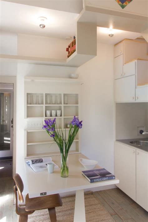 The lovely pinks of cherry blossoms, ravishing reds and luxurious purples are all an integral part of the oriental style. Asian-Themed Small White Home With Murphy Table | 2015 ...