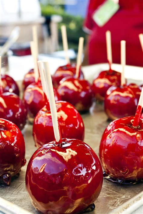 6 Candied Apples