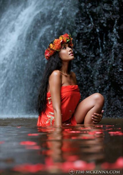 Vahine Polynesiefrancaise Nude Island Islandgirl Inthewater Sea My