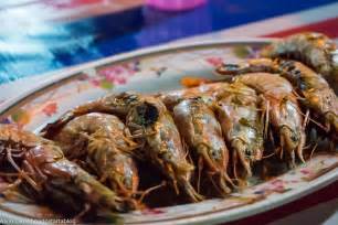 Medan ikan bakar yang dikenali sebagai ikan bakar alai ataupun ikan bakar crystal bay ini juga sering menjadi tumpuan ramai. Ikan Bakar Hj Nasir Alai Melaka - Great Food In A Quiet Place