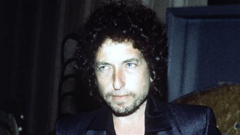 Bob Dylan Gives Rare Interview Cbs News