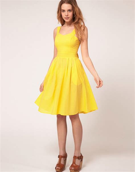 In Need Of A Classy Summer Dress Preferably Yellow Yellow Dress