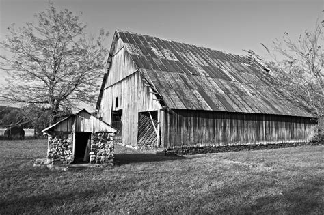 Old Barn Old Barns Cabin Olds History Series House Styles Travel